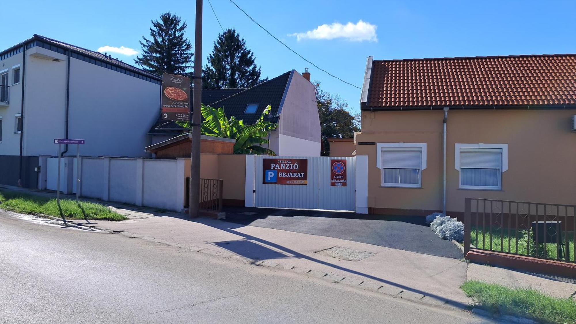 Csillag Panzio Hotel Vac Luaran gambar
