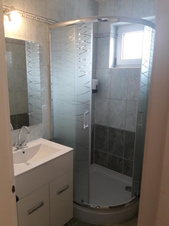 Csillag Panzio Hotel Vac Luaran gambar